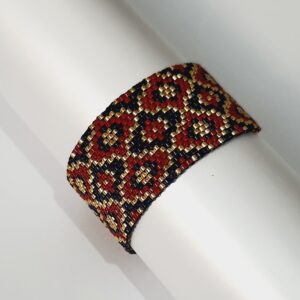 Perzische stalen kralenarmband met geometrisch patroon