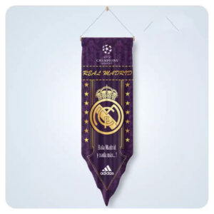 Real Madrid Fan Wandvlag – Sport Decoratie – Paars Fluweel