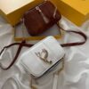 Stijlvolle leren crossbody tas met kettingriem voor moeiteloze elegantie