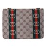 Trendy kettinghandtas en sjaalcombinatie – Stijlvol & uniek design