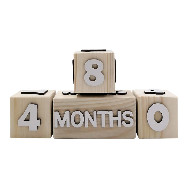 Houten Kubus Bureaukalender – Modern Design