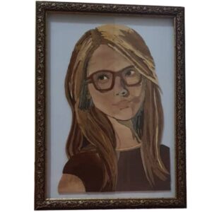 Houtinlegkunst – Lachend Meisje
