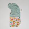 Babyslabbetje – Geruit Comfort met Auto Patroon
