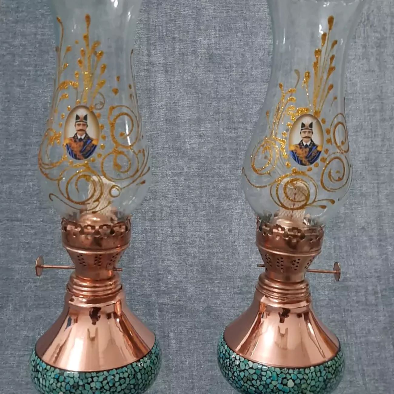 Koperen olielamp, vintage Perzische stijl met elegant handgemaakt turquoise inlegwerk