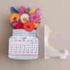 Bureaukalender voor het jaar 1404 met standaard – Bloemontwerp