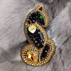 Geborduurde Broche – Kat Zwart