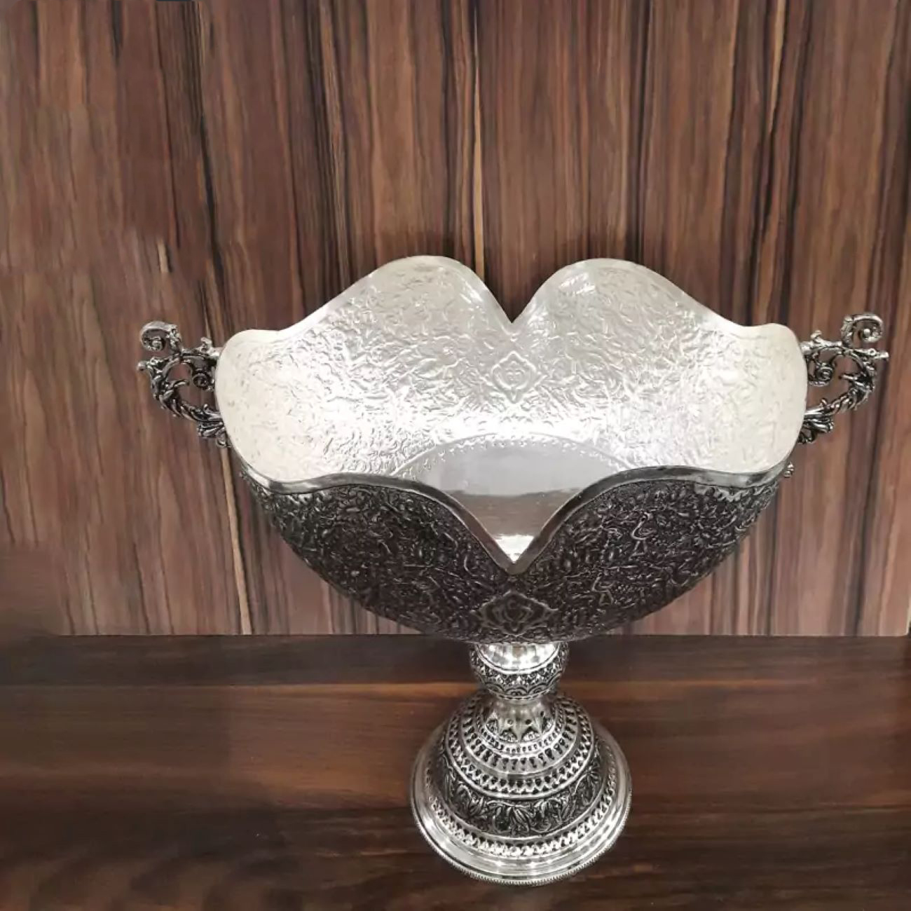 Gegraveerde Messing Kom met Zilver Plating, Bloem & Pauw Ontwerp