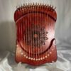 Harika 16-snarige mahonie lier harp, mandala gegraveerde melodie
