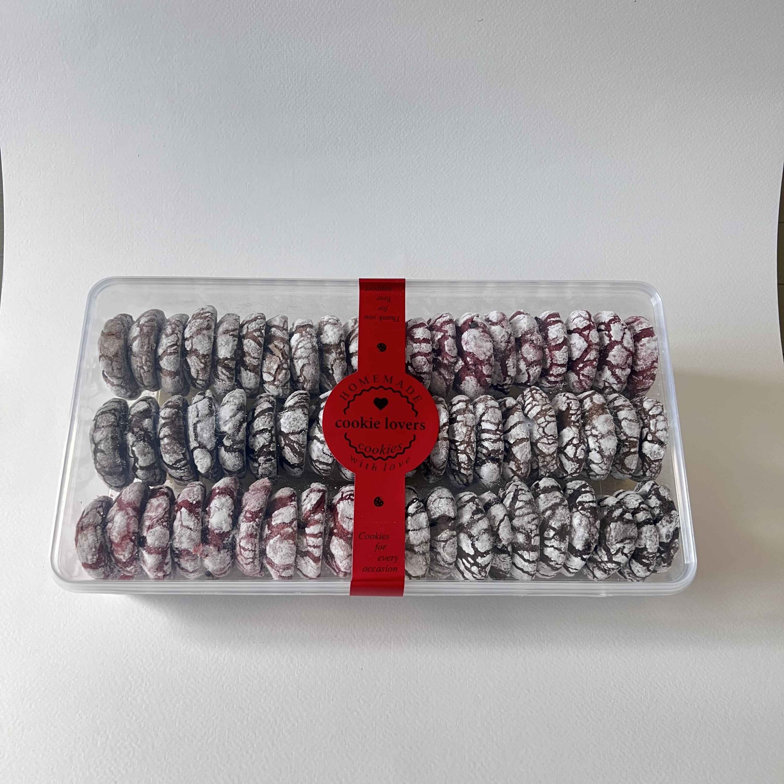 Huisgemaakte Crinkle Koekjes Chocolade & Rode Fluweel Smaak