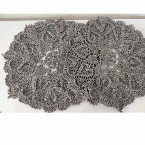 Macramé Placemat Grijs Bloemenkant – Handgemaakt Kleedje