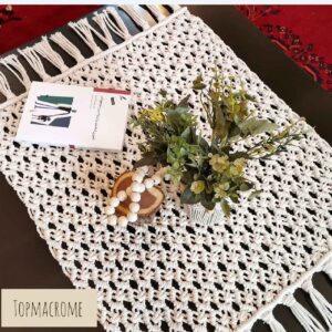 Macramé Tafelloper Diamond Delight – Handgeweven Katoen