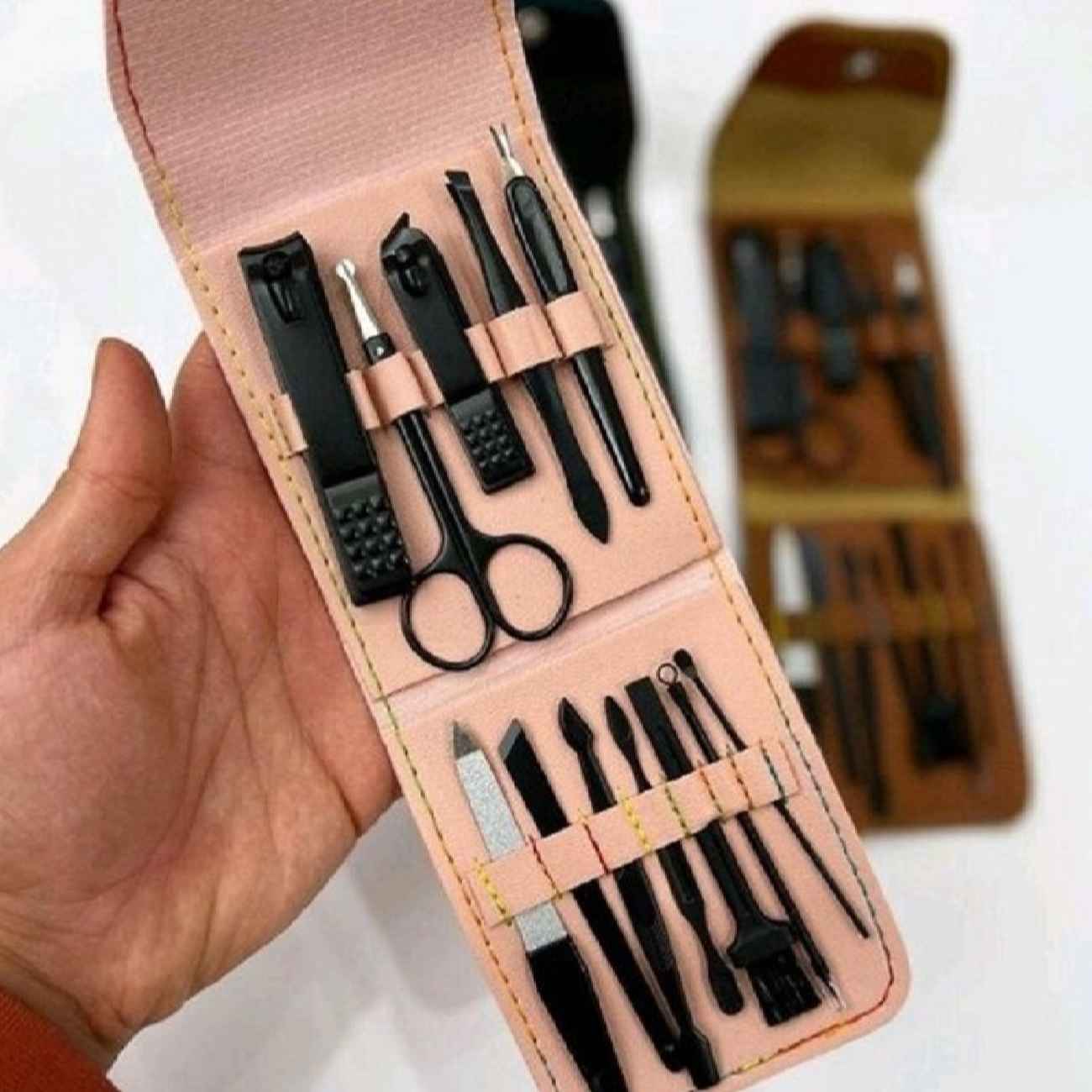 Titanium Manicure en Pedicure Set – 12-delig