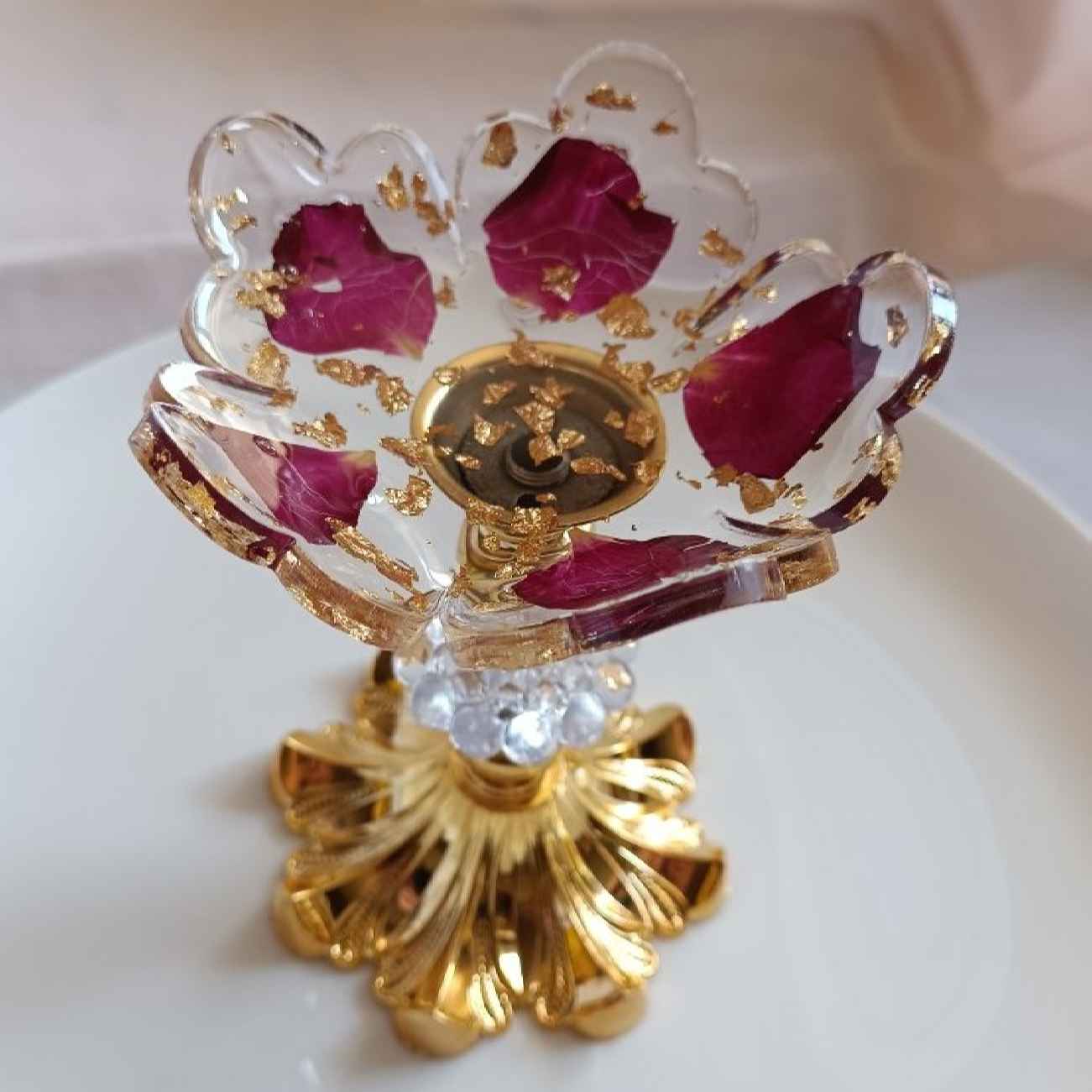 Hars Kaarshouder – Bloemen Hars Kaarshouder met Goudvlokken