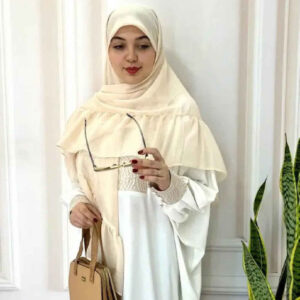 Melkwitte Geplooide Sjaal – Chiffon Stof