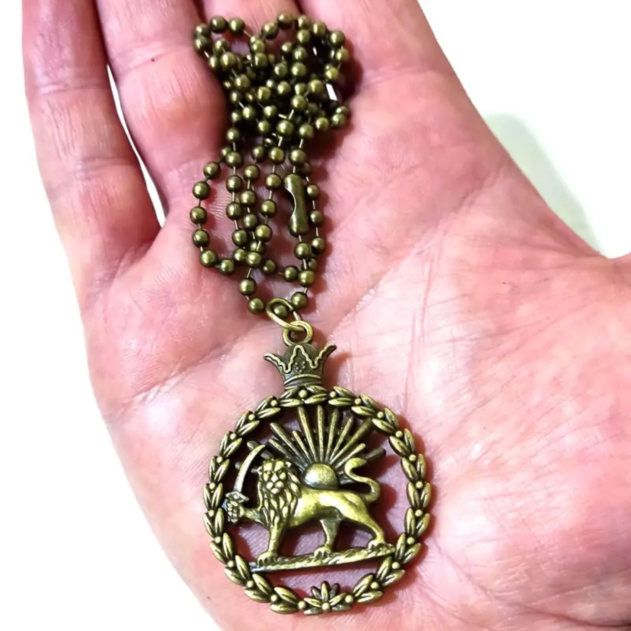 Bronzen Ketting – Leeuw en Zon Symbool