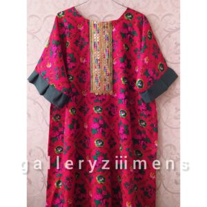 Perzische kaftan met fijn borduurwerk