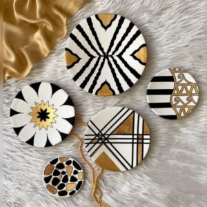 Wandmontage Keramiek met Modern Goud en Zwart Design, 5 Stuks