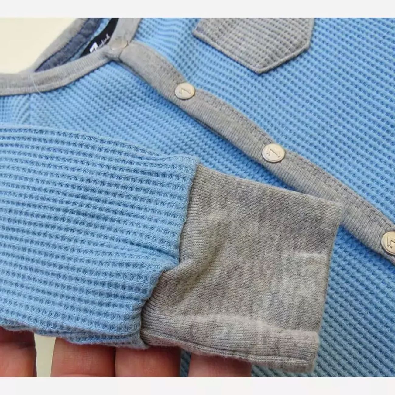 Comfortabel Blauw Babyrompertje – Katoen