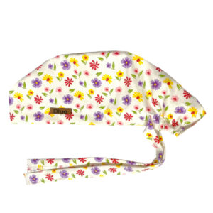 Bloemige Scrub Cap met Striksluiting – Geschikt voor Artsen en Verpleegkundigen