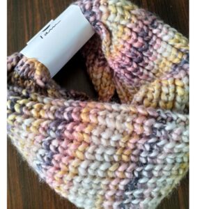Handgemaakte Dames Gebreide Ring Hals Sjaal – Roze