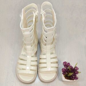 Zomersandalen voor Meisjes – Crème Kunstleer – Met Sluiting