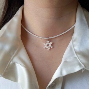 Sneeuwvlok Kralen Choker – Handgemaakt Minimalistisch