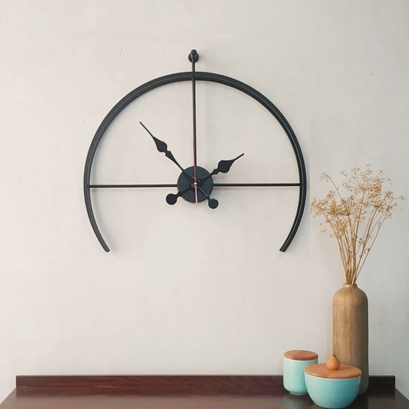 Minimalistische Wandklok – Mat Zwart Metaal