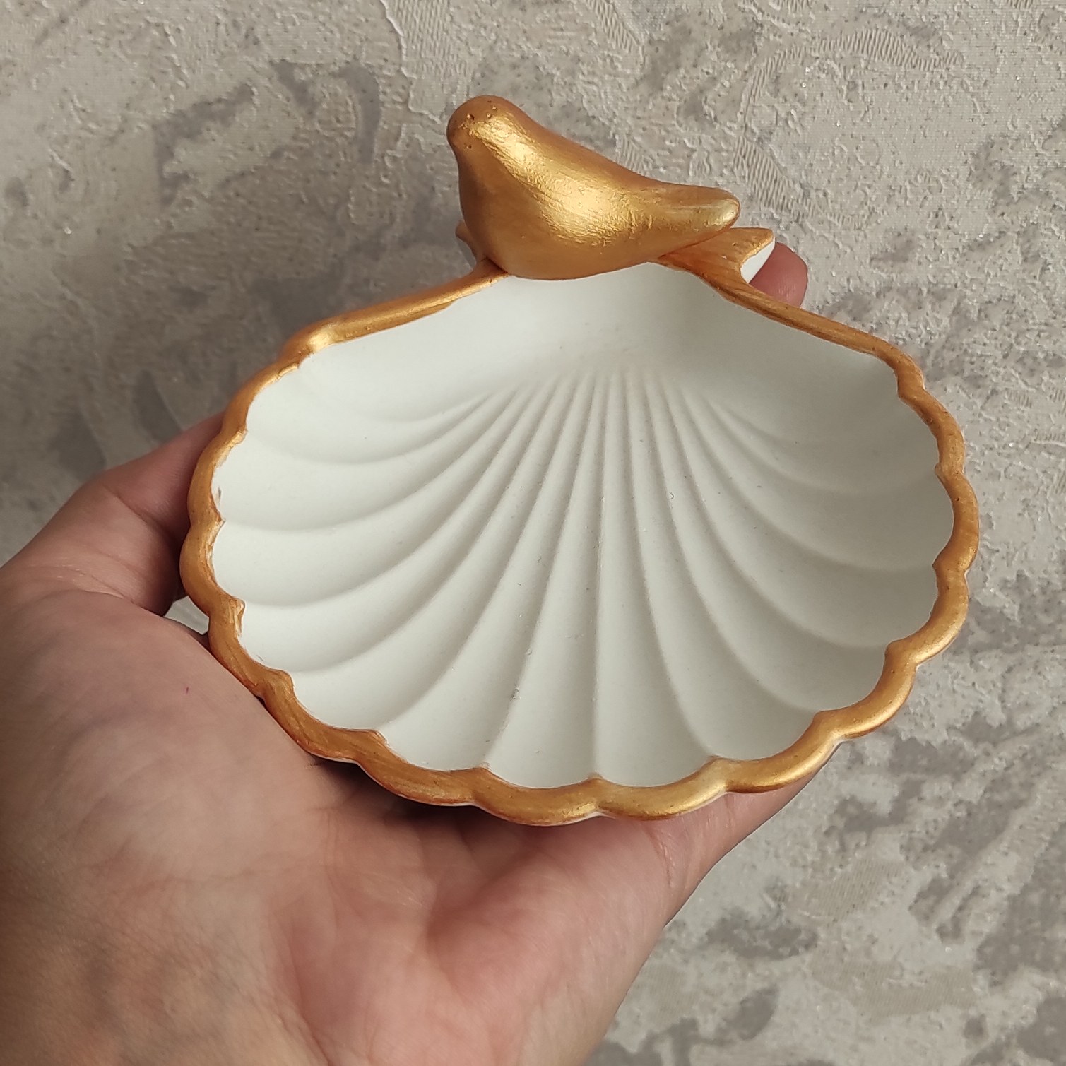 Unieke Schelp Sieradenhouder met Vogel Design