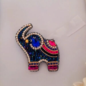 Olifant Broche – Kleurrijk Geborduurd