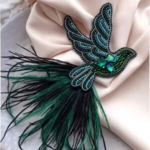 Vogelvormige Broche – De Elegantie van de Natuur in Sieraden