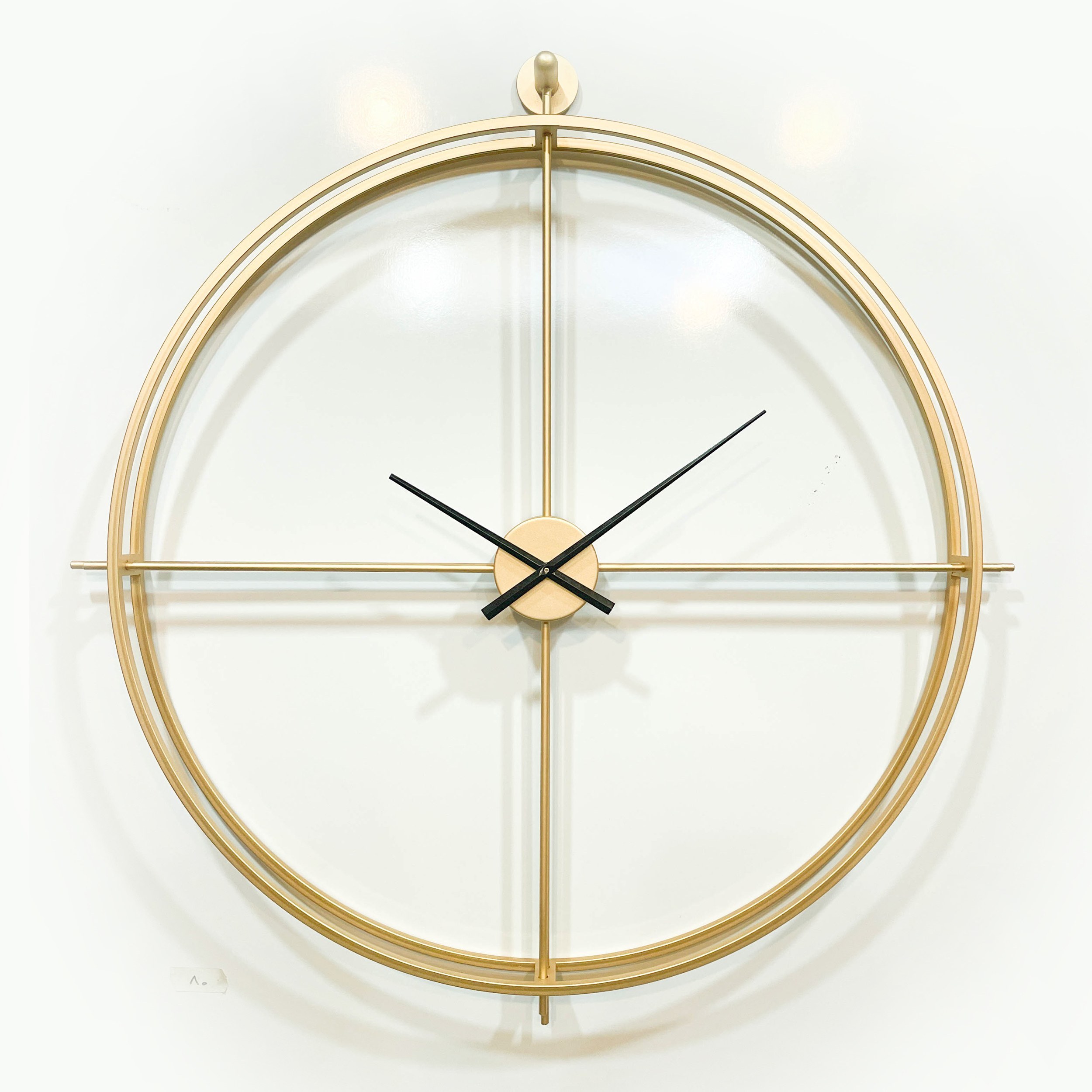Elegante gouden metalen wandklok oversized minimalistisch