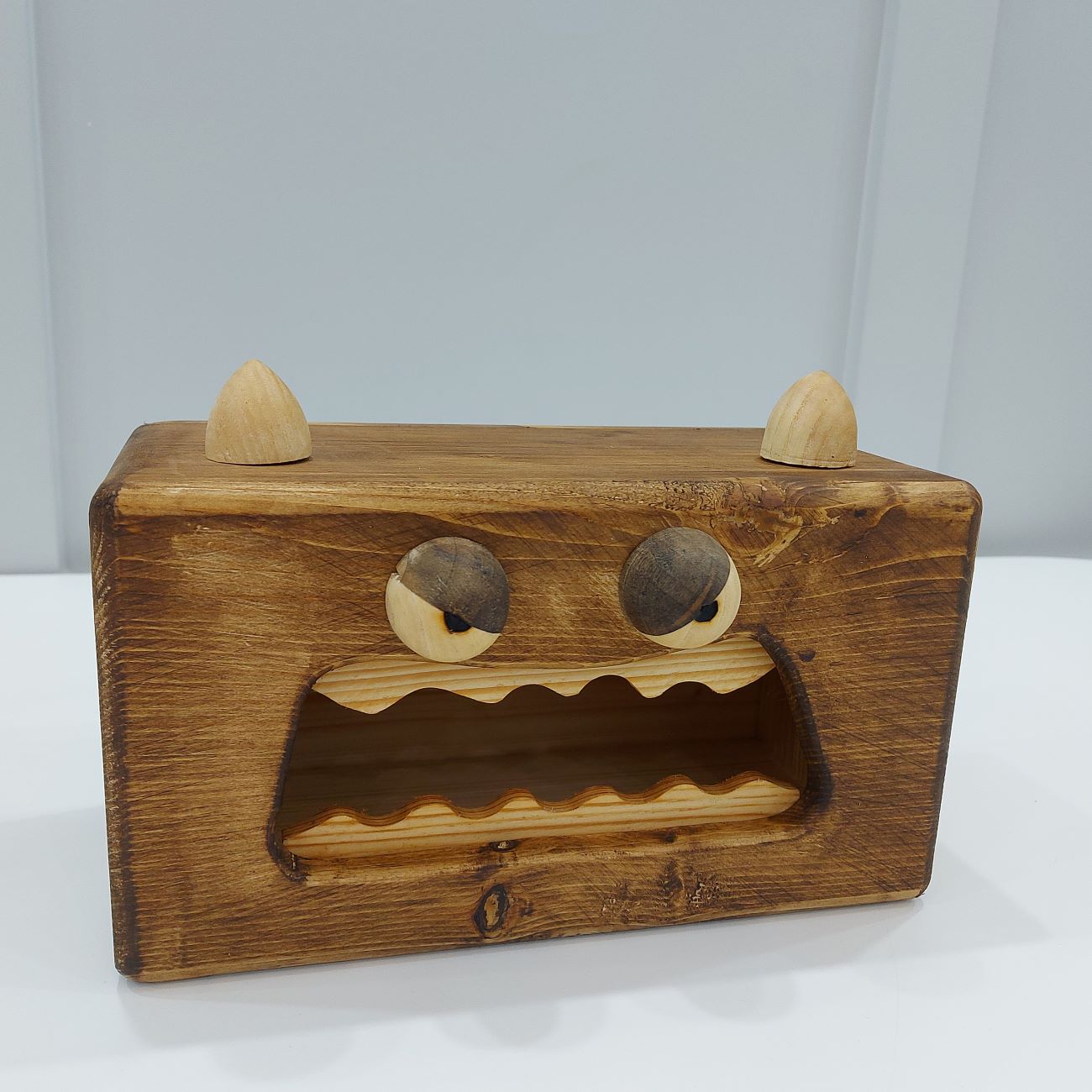 Decoratieve Fantasie Houten Tissue Box Omslag – Boos Monster Ontwerp