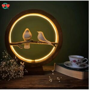 Handgemaakte Houten Tafellamp – Kunstzinnige Vogel