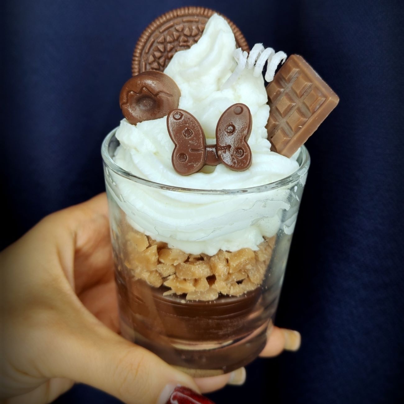 Handgemaakte Kaars – Dessert-Inspireerd Ontwerp