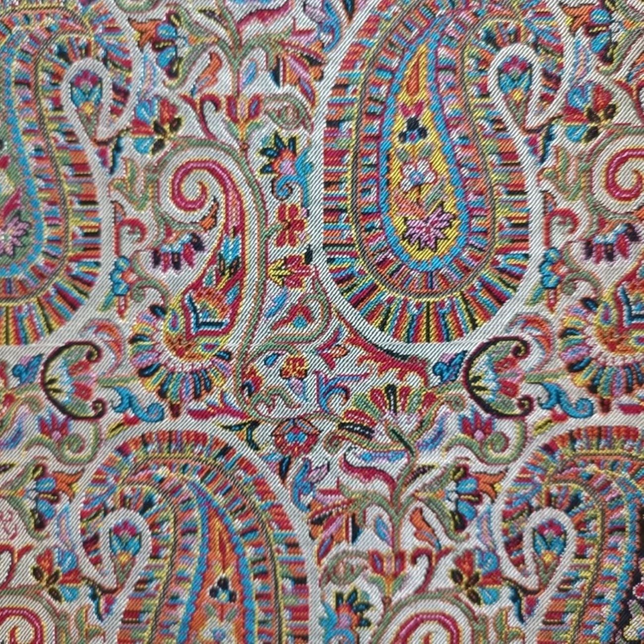 Luxe Iraanse Termeh Brokaat Stof – Traditionele Textielkunst