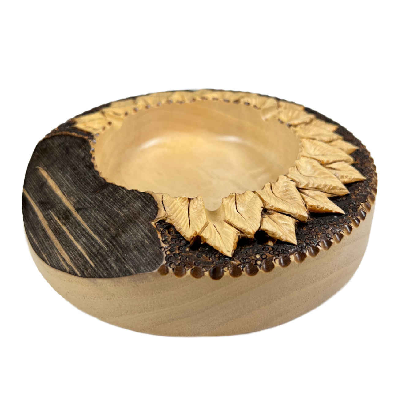 Decoratieve Asbak Gemaakt van Gesneden Hout – Elegant, Geweldig voor Kantoor & Huis