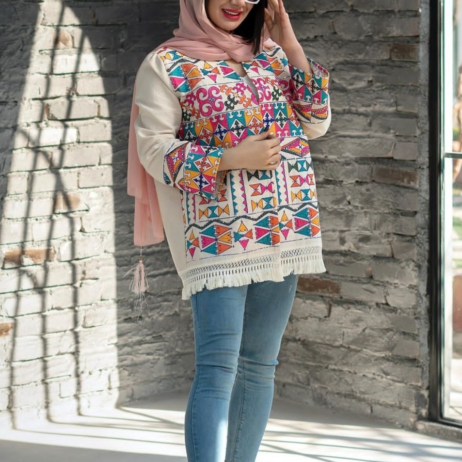 Handgeborduurde Linnen Blazer-Manto – Geometrisch