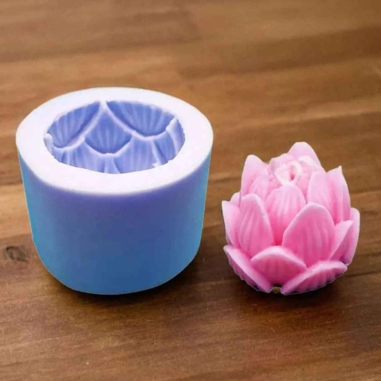 Silicone Kaarsmal – Lotusbloem Ontwerp (Lichtpaars)