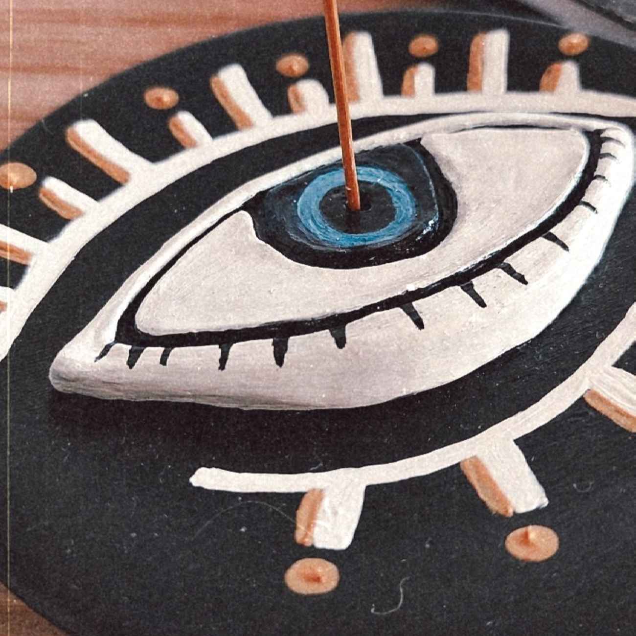 Minimalistische Boze Oog Wierook Houder – Zwart Klei